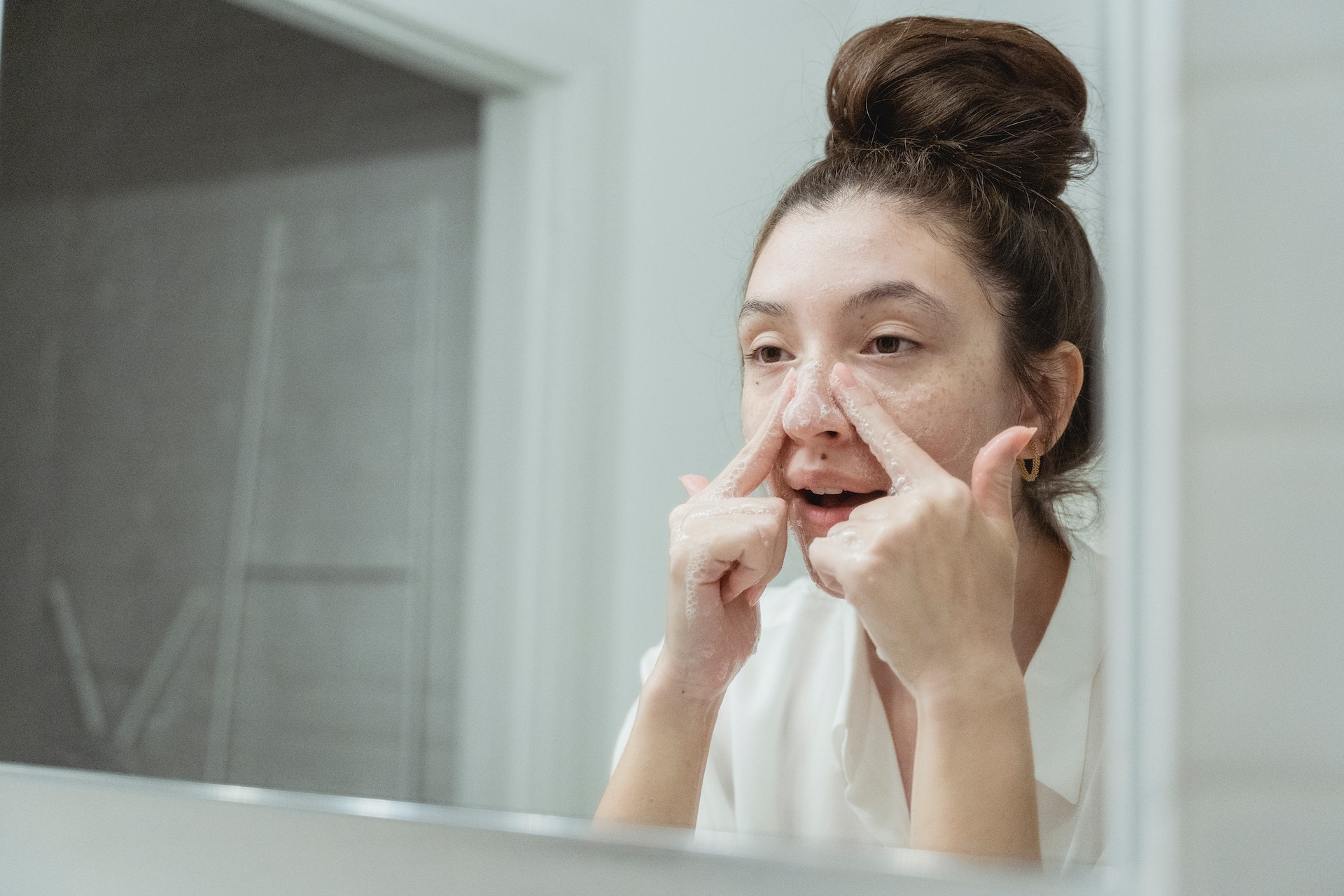 10 Steps to the Ultimate Skincare Routine: A Comprehensive Guide