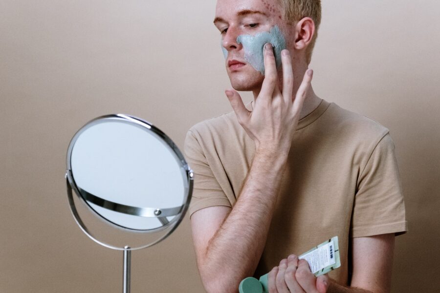 Skin Deep: The Science Behind Anti-Aging Skincare for Men